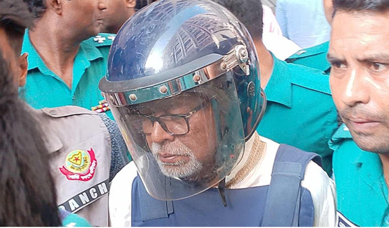 ১৮’র নির্বাচন ছিল প্রহসনমূলক রাতের ভোট: দায় স্বীকার করে সাবেক সিইসি নূরুল হুদার জবানবন্দি